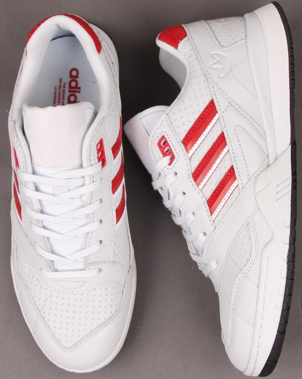 Adidas A.R. Trainer Blue Tint/Scarlet - Image 2