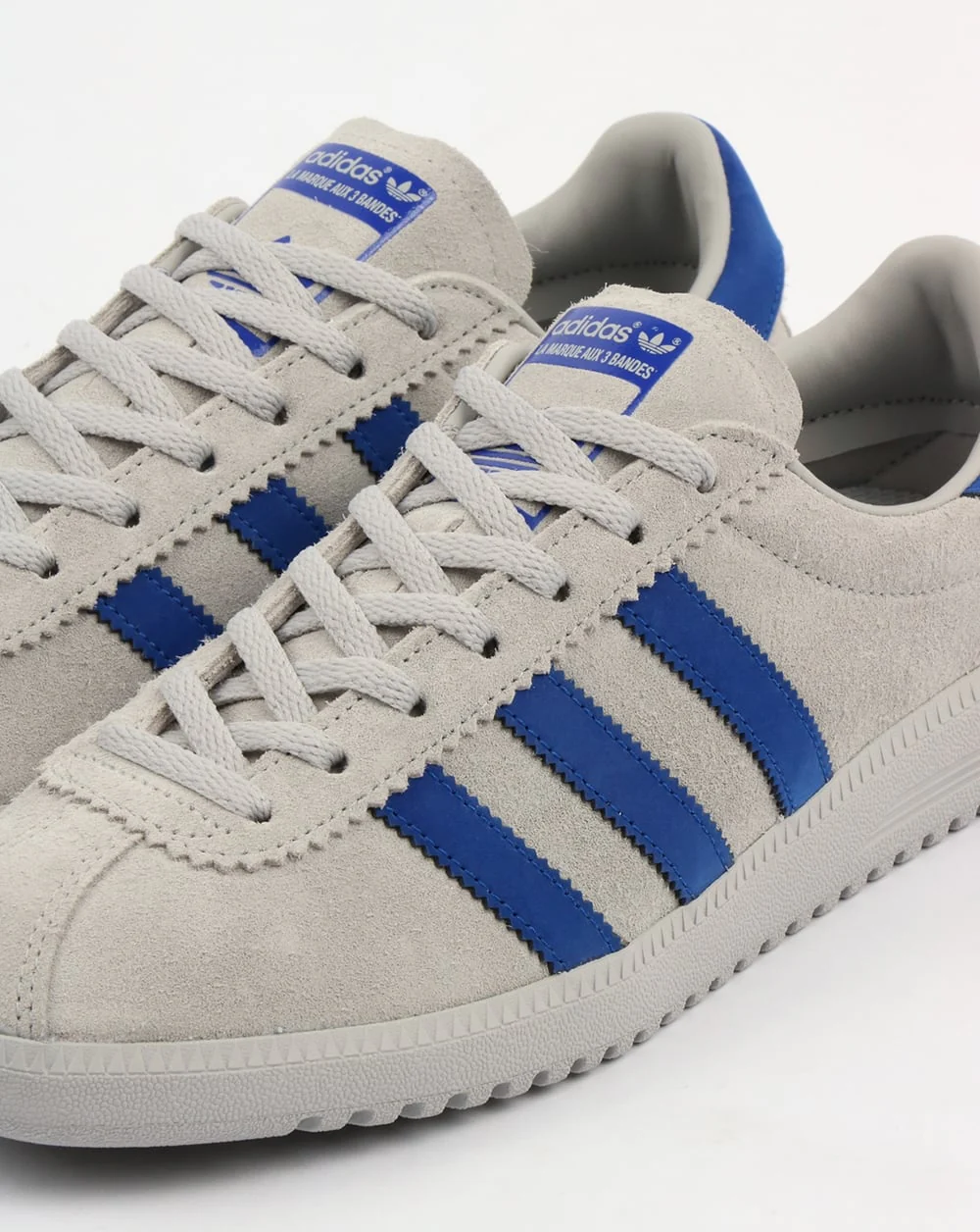Adidas Bermuda Trainers Grey/Bold Blue - Image 4