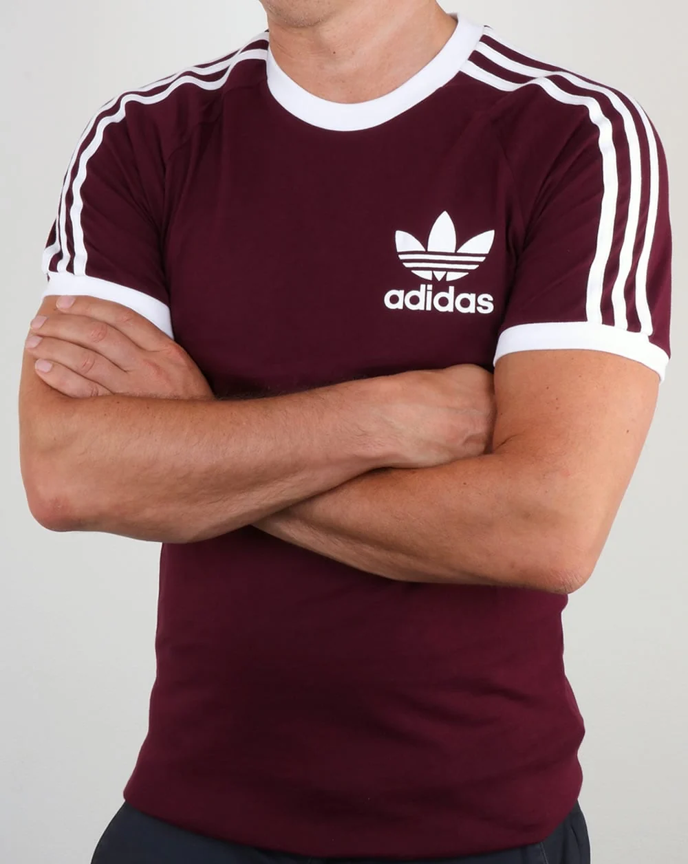 Adidas Originals 3 Stripes T Shirt Maroon - Image 4