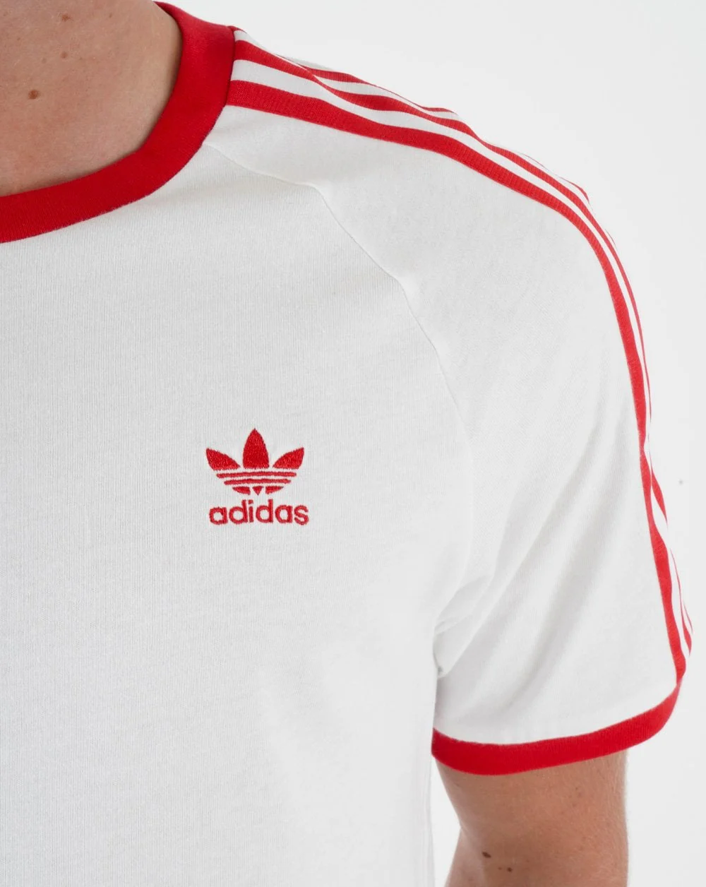 Adidas Originals 3 Stripes T Shirt White/Red - Image 2