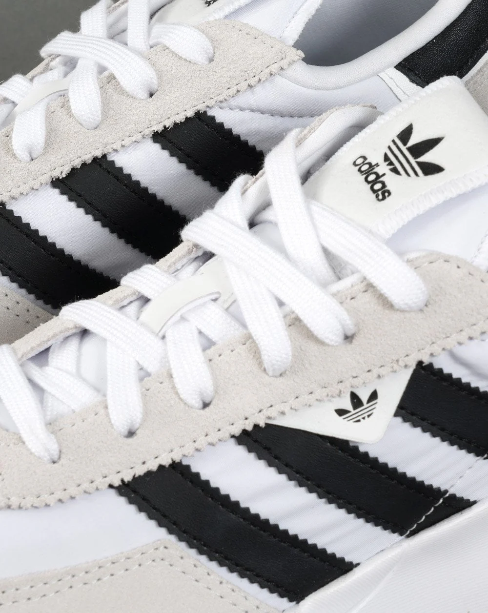 Adidas Retropy F2 Trainers White/Black - Image 3