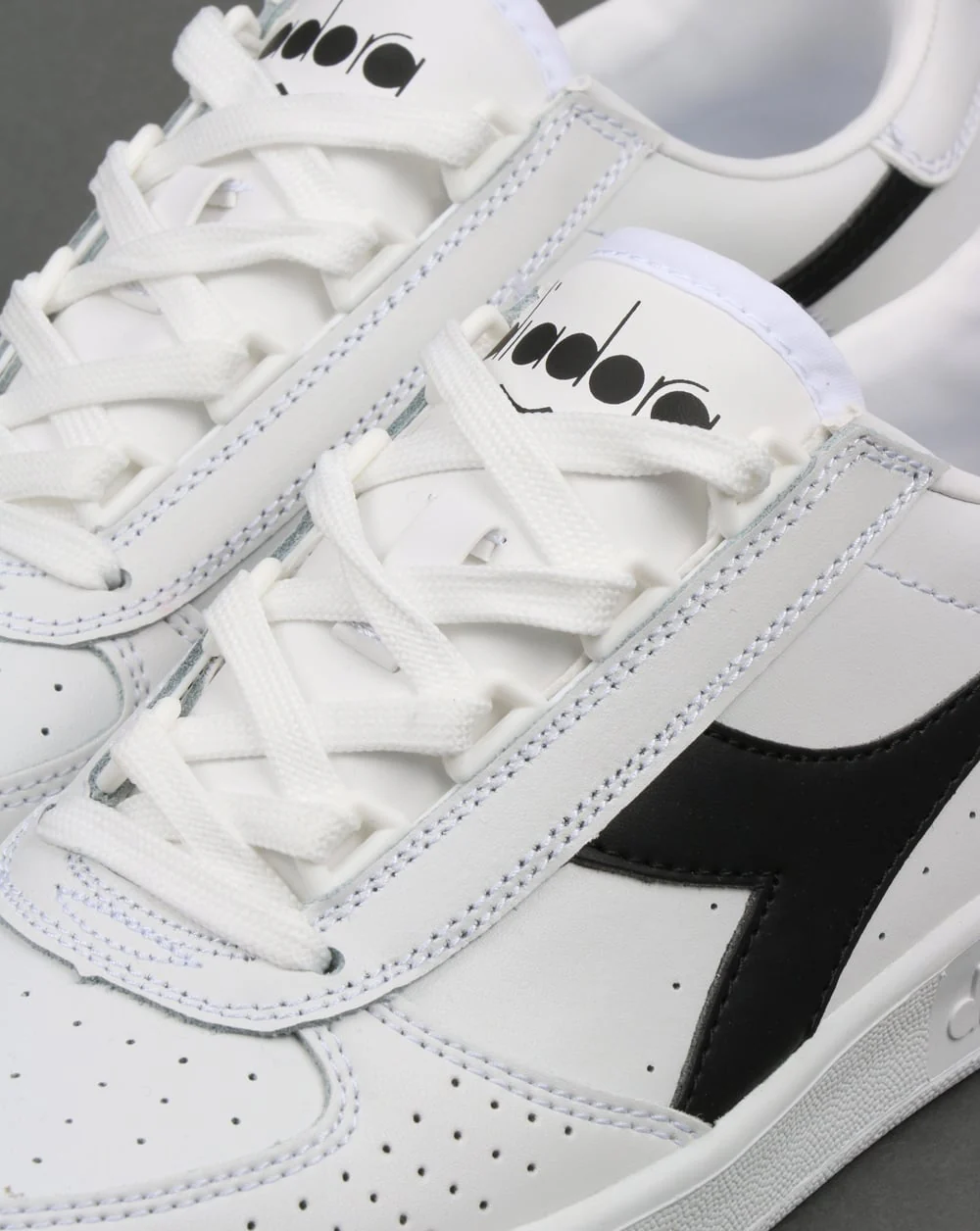 Diadora Borg Elite Trainers White/White/Black - Image 4
