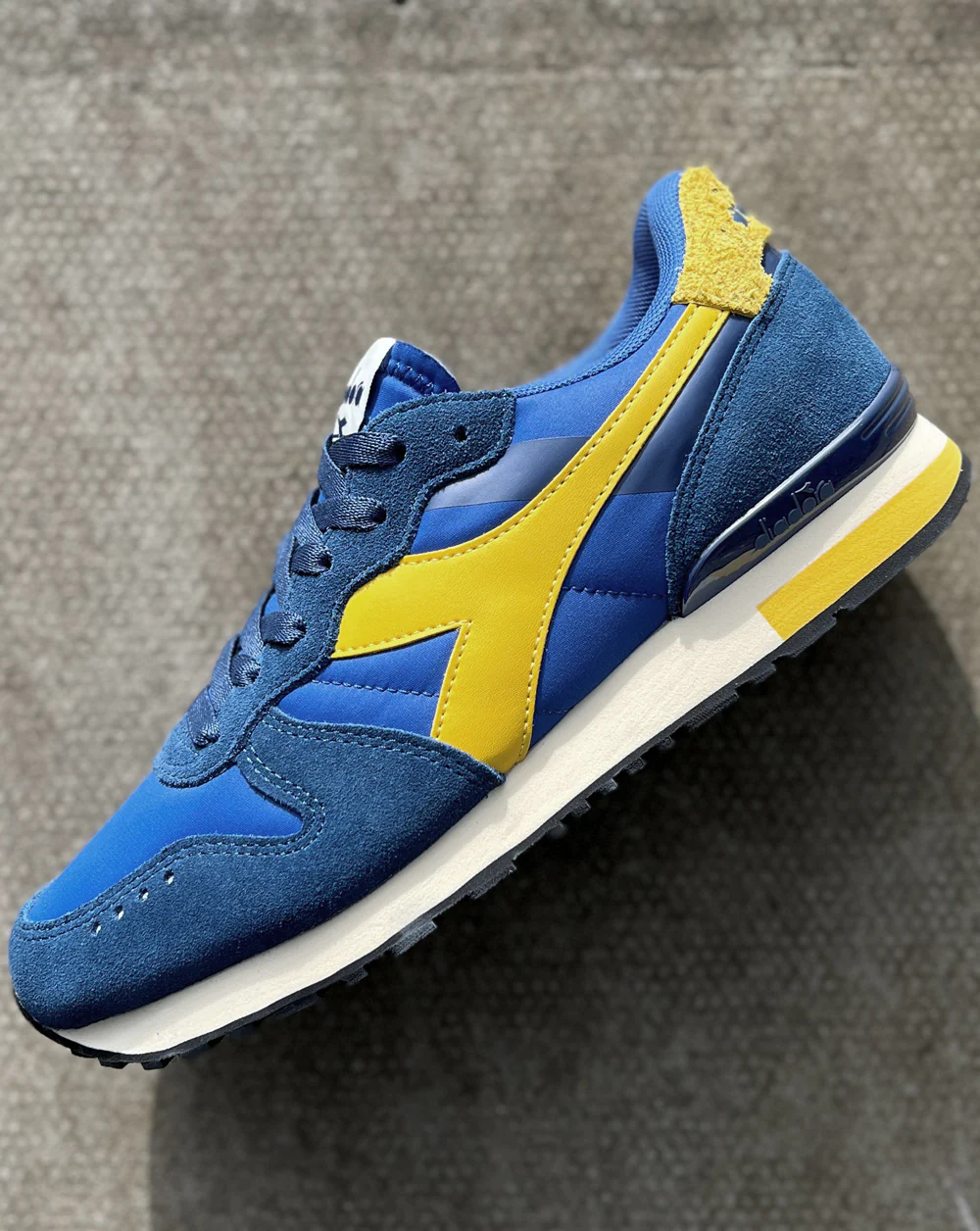Diadora Camaro M2 Smooth Trainers Deep Blue Yellow - Image 5