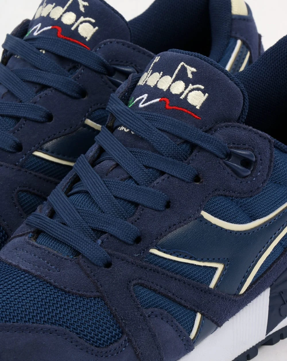 Diadora N9000 III Trainers Estate Blue/Antique White - Image 4