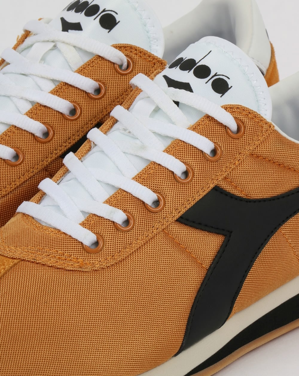Diadora Sirio Trainers Inca Gold - Image 3