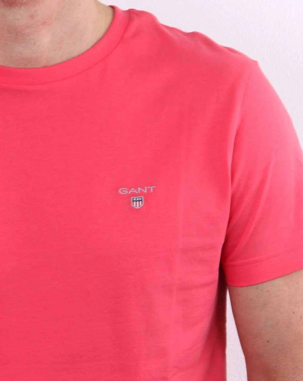 Gant Solid Crew Neck T Shirt Paradise Pink - Image 3