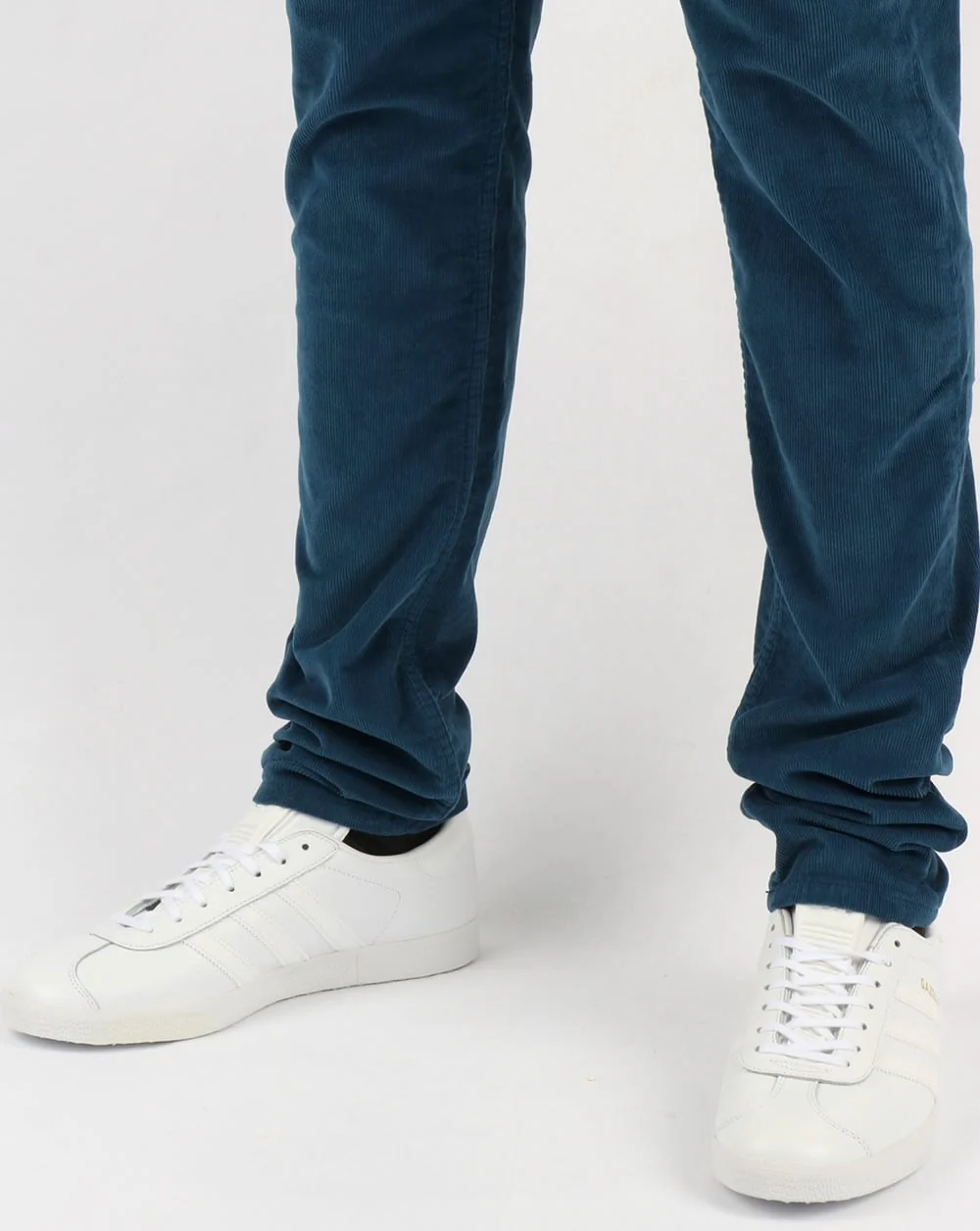 Henri Lloyd Bamburgh Slim Cords Teal Blue - Image 3