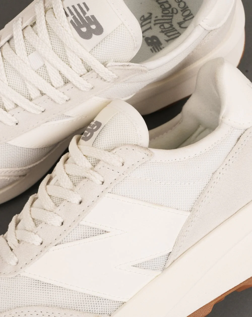 New Balance 370 Trainers Sea Salt/Reflection - Image 3