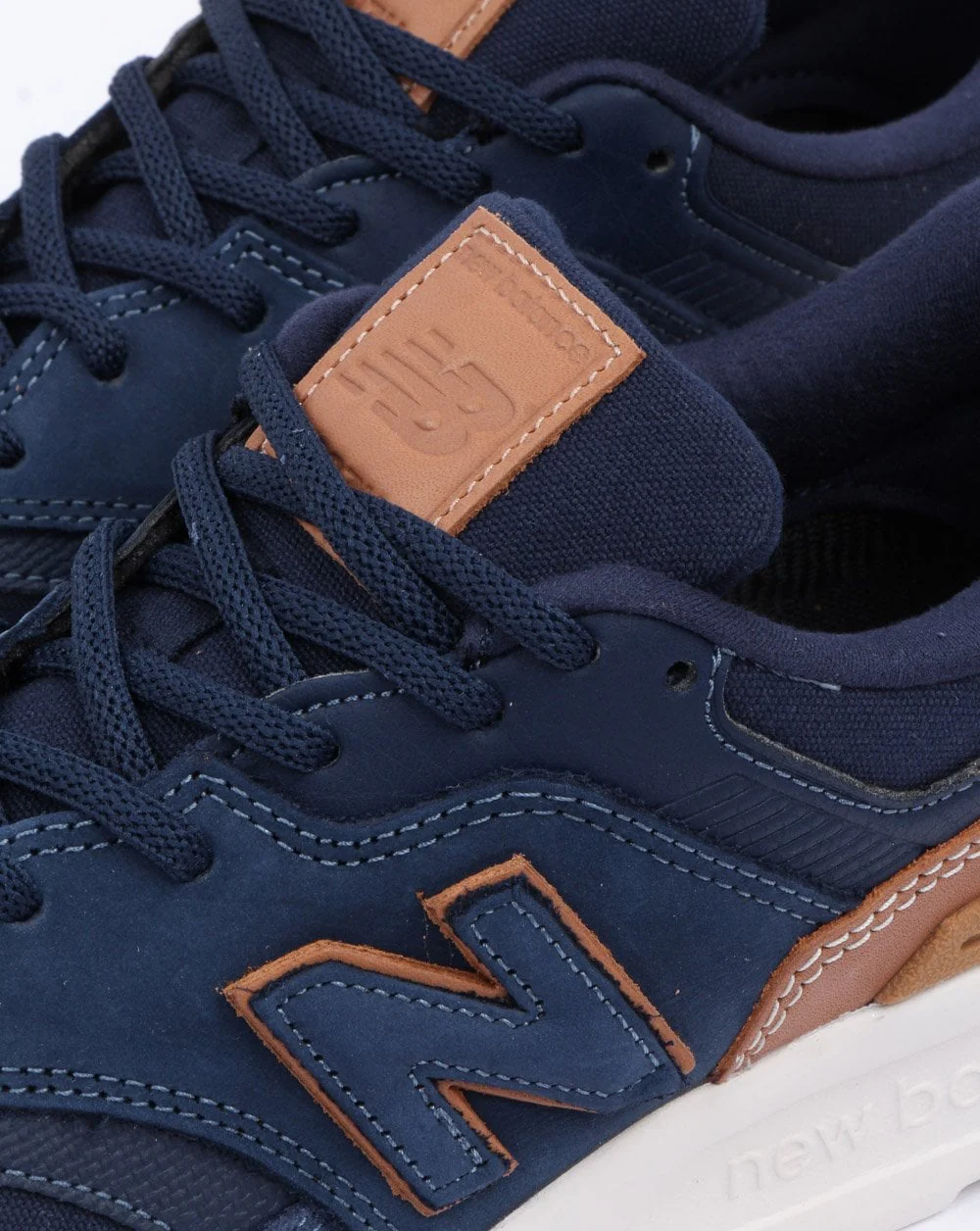 New Balance 997 Trainers Navy/brown - Image 4
