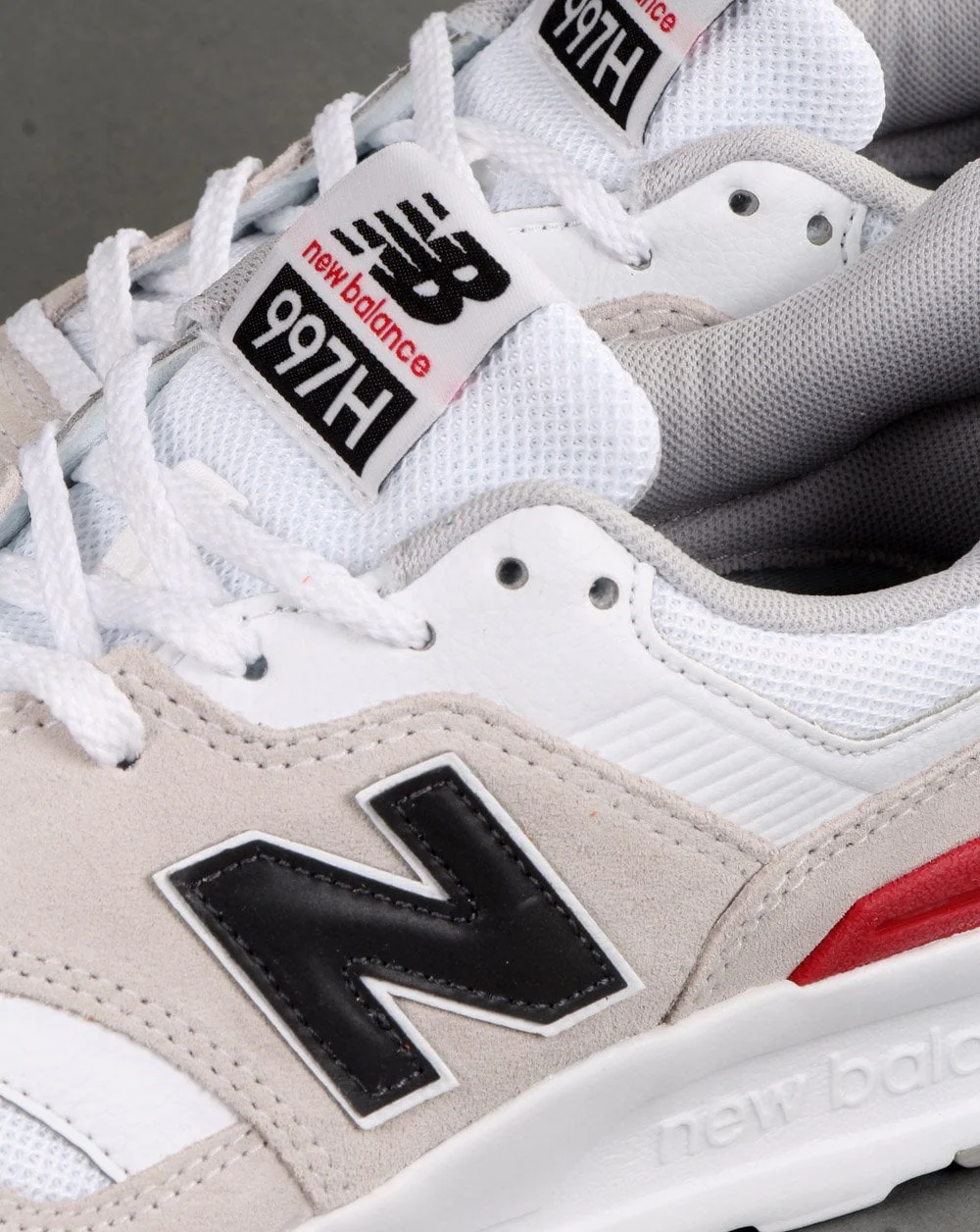 New Balance 997 Trainers White/Grey - Image 4