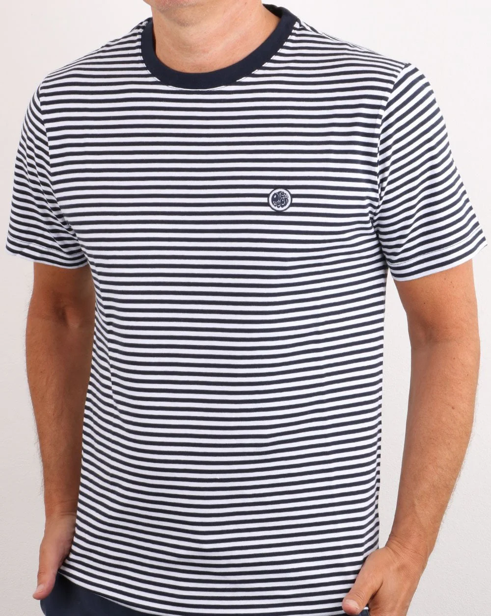 Pretty Green Summerbee Feeder T-shirt Blue - Image 2