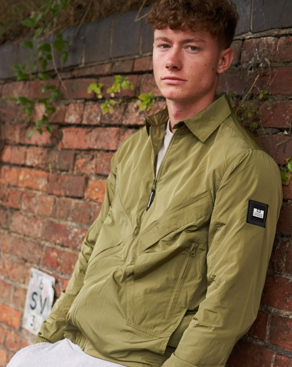 Weekend Offender Arrow Overshirt - Olive Green - Image 5